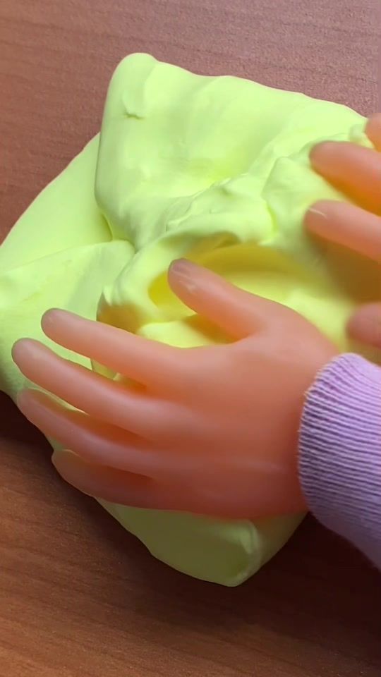 Video post by @tinytinyhands on TikTok