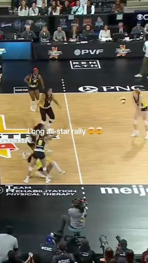 Video post by @AtlantaVibeVolleyball on Facebook