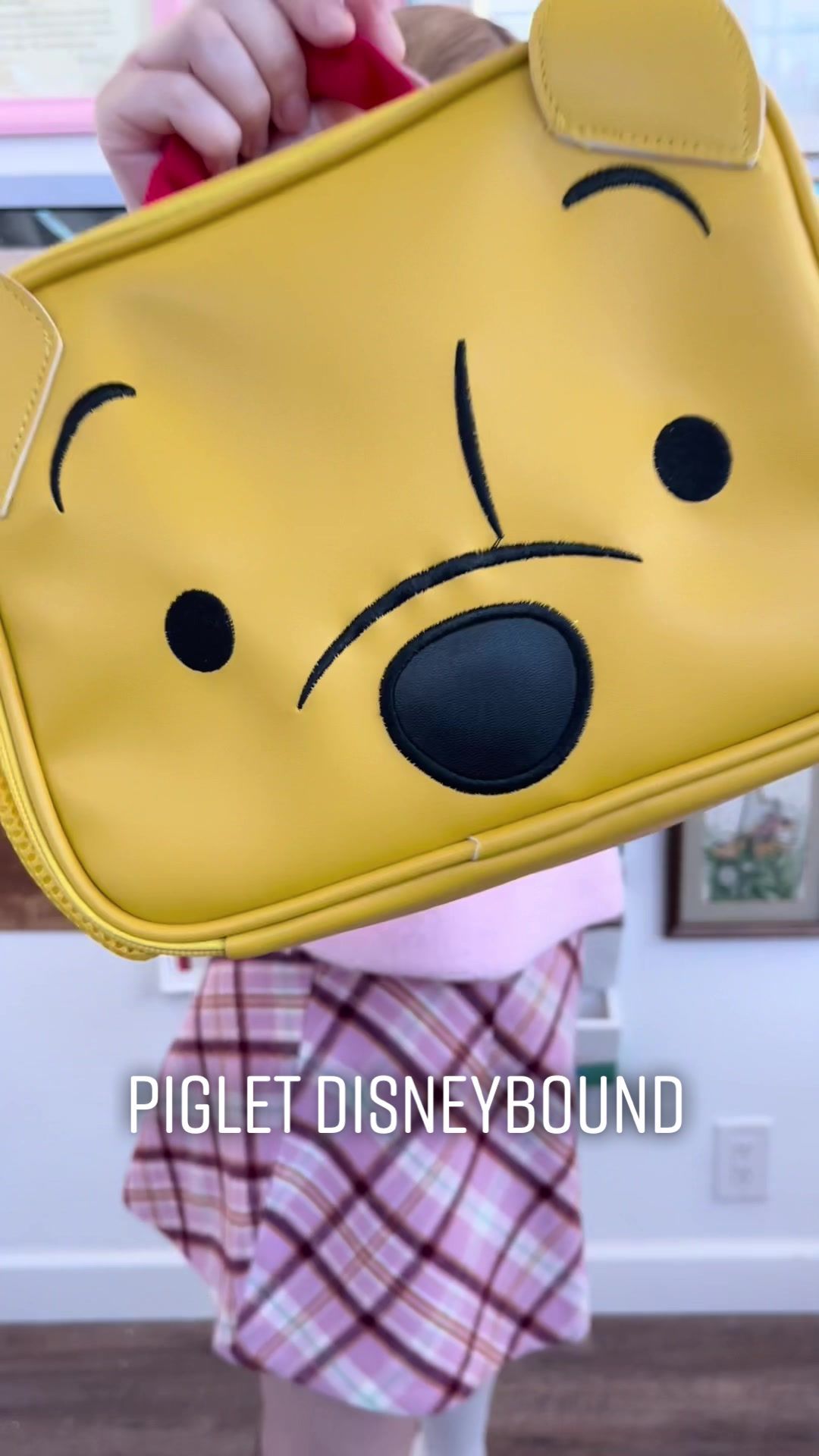 Video post by @snugzmeow on TikTok