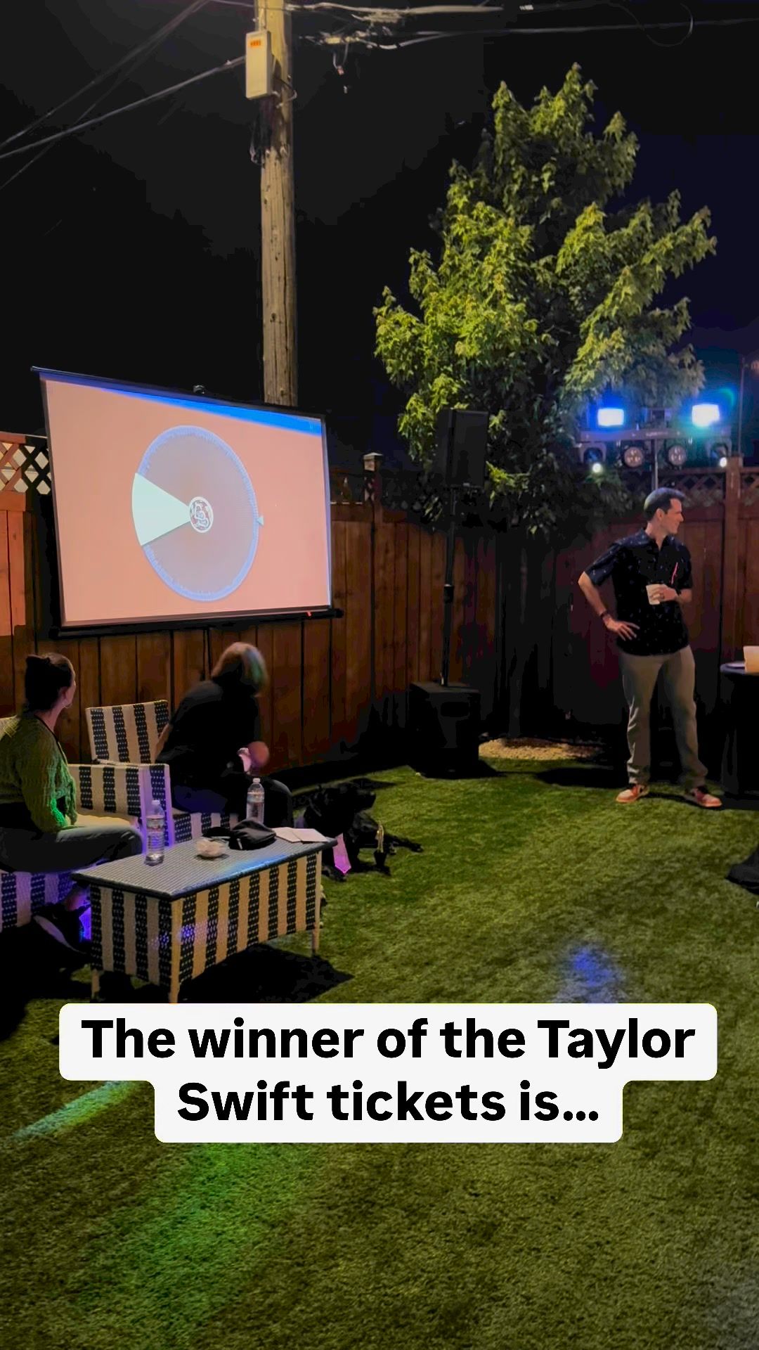 Video post by @LiveLikeRoo on Facebook