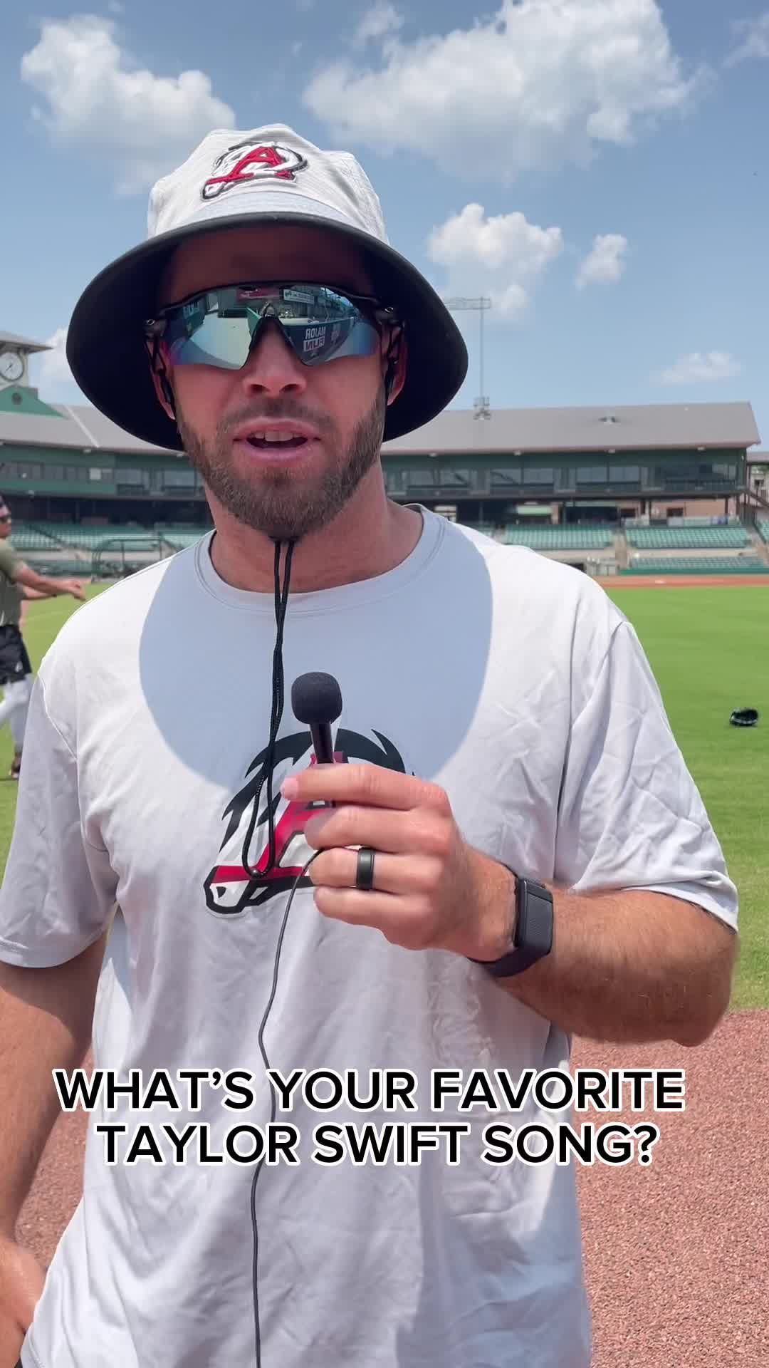 Video post by @artravs on TikTok