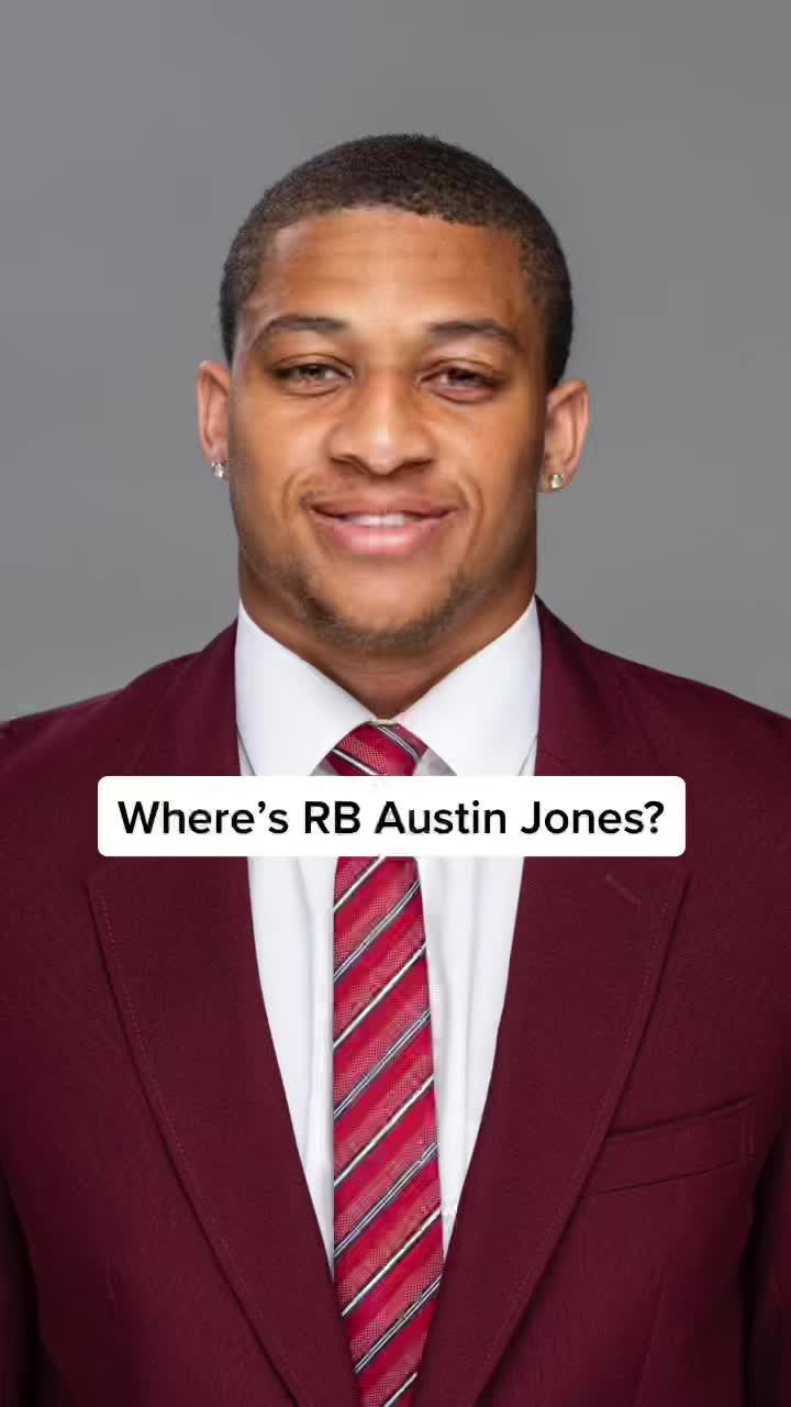 Video post by @usc_fb on TikTok