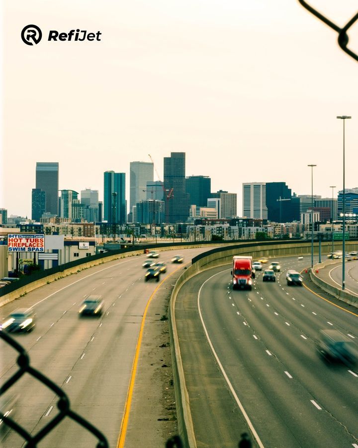 Image post by @RefiJet on Facebook