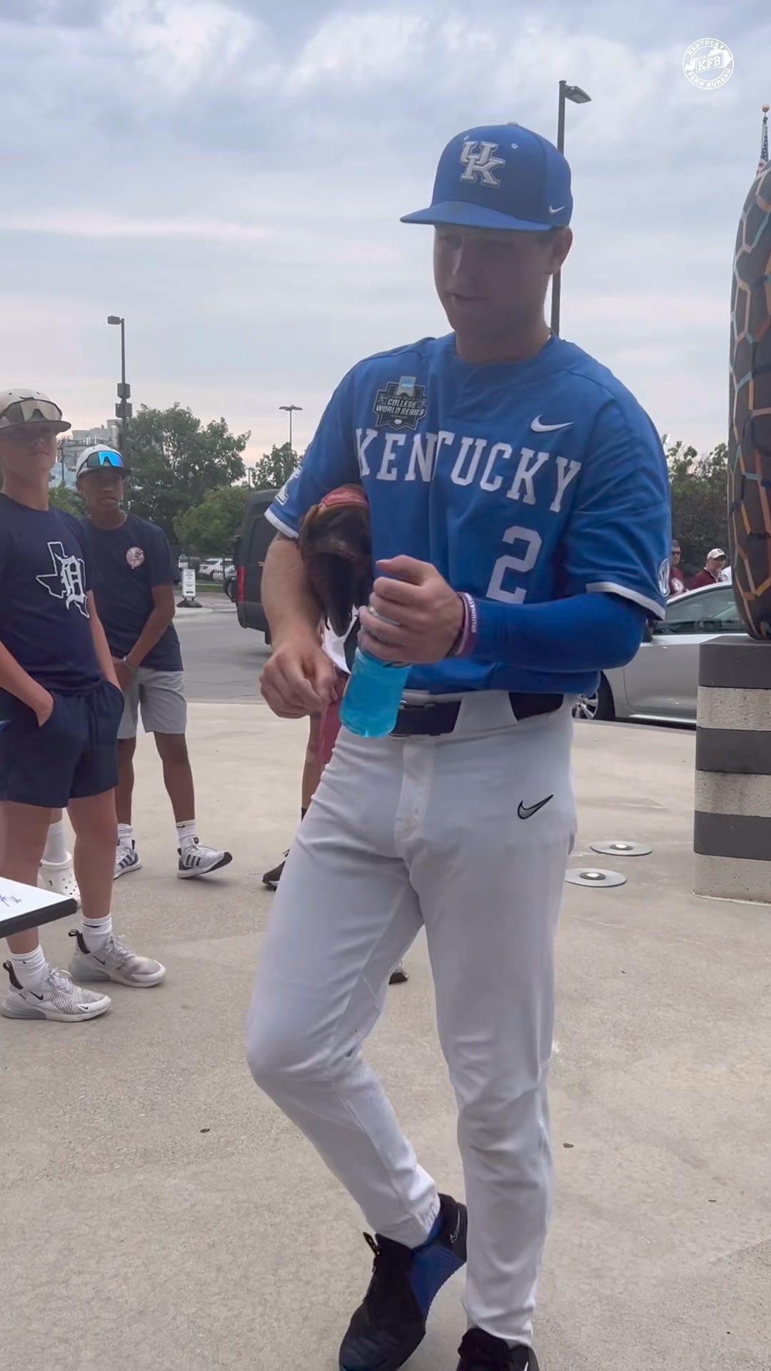 Image post by @UKRadioNetwork on Facebook