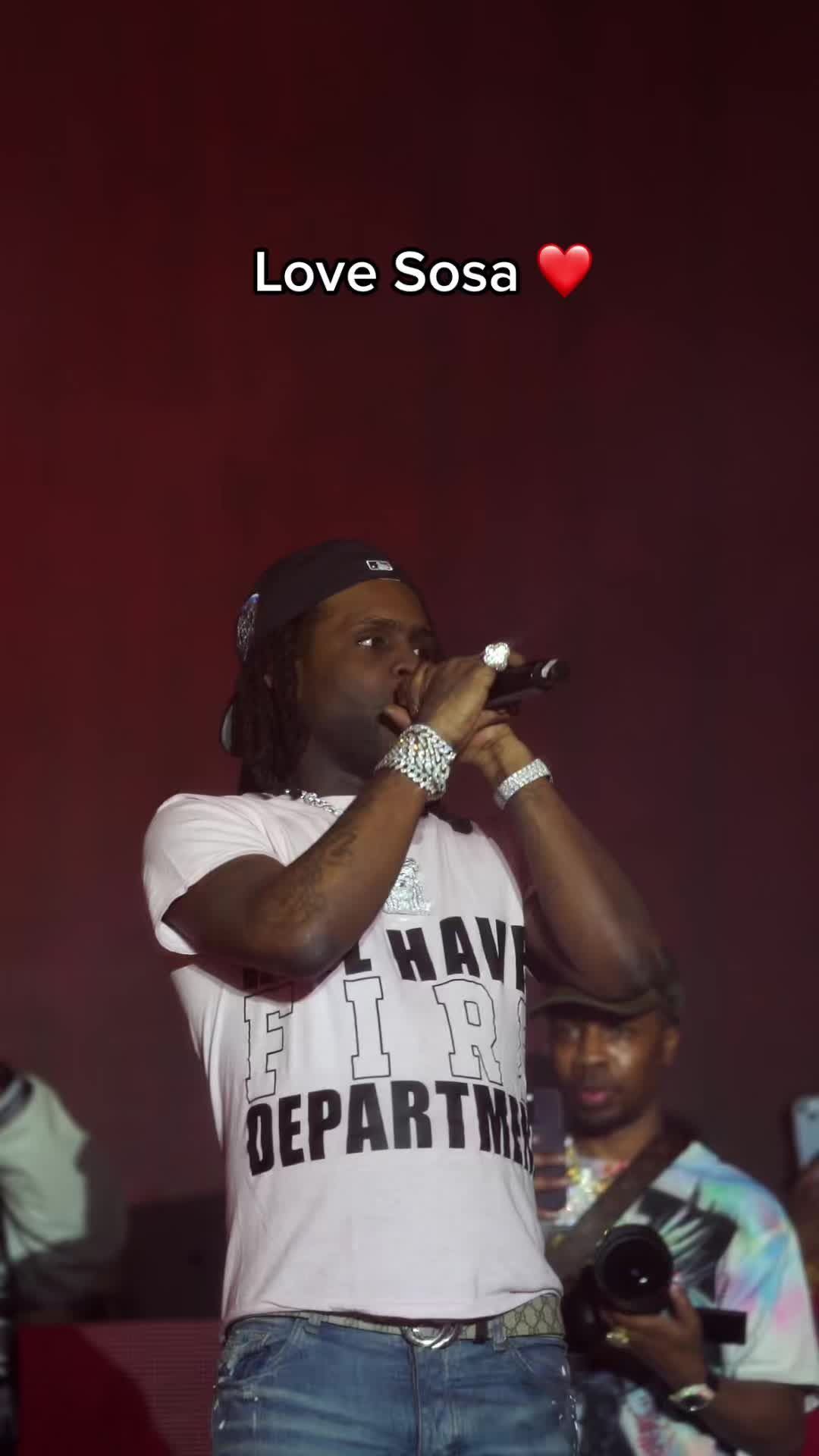 Video post by @rollingloud on TikTok