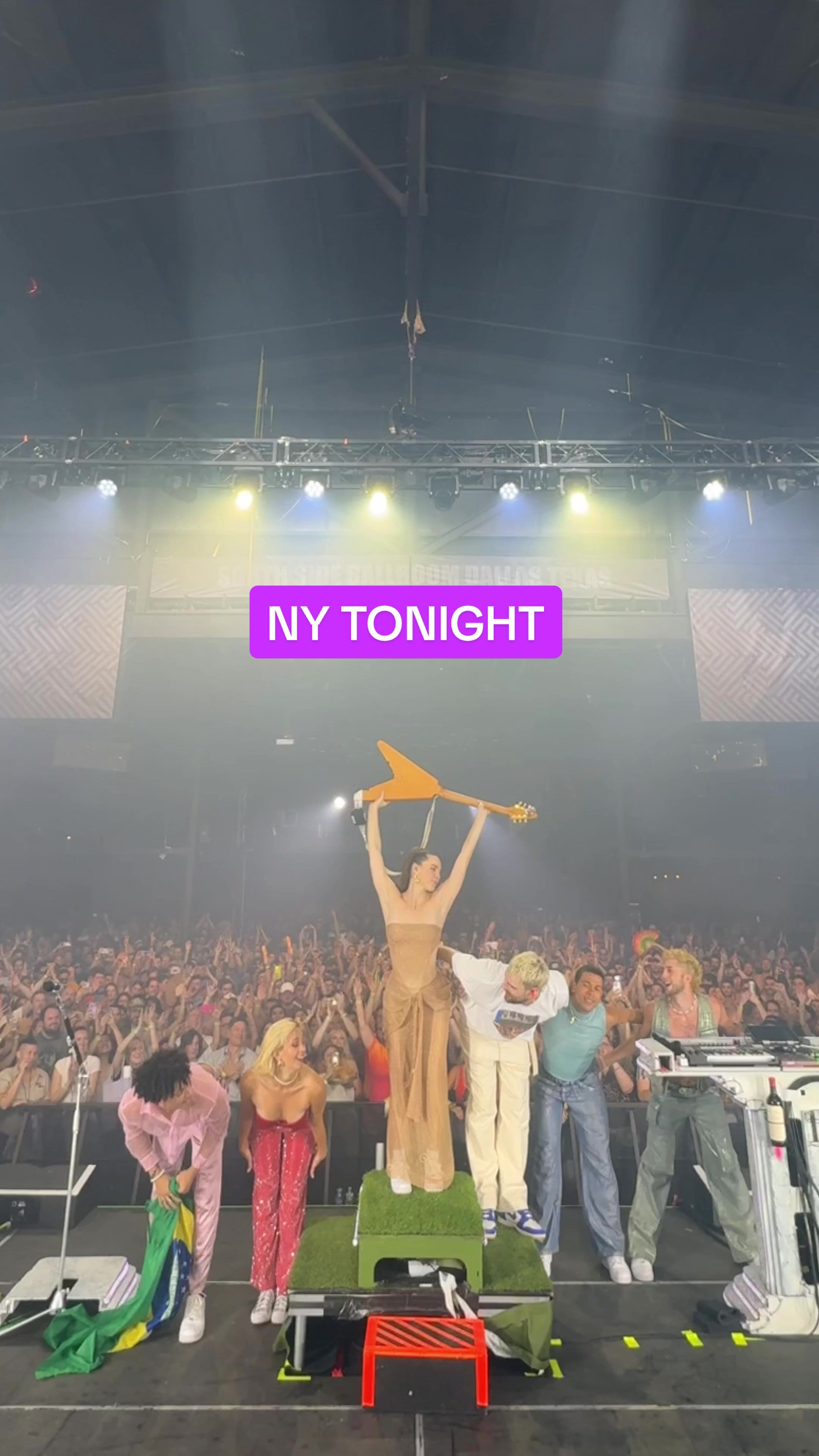 Video post by @sofitukker on TikTok