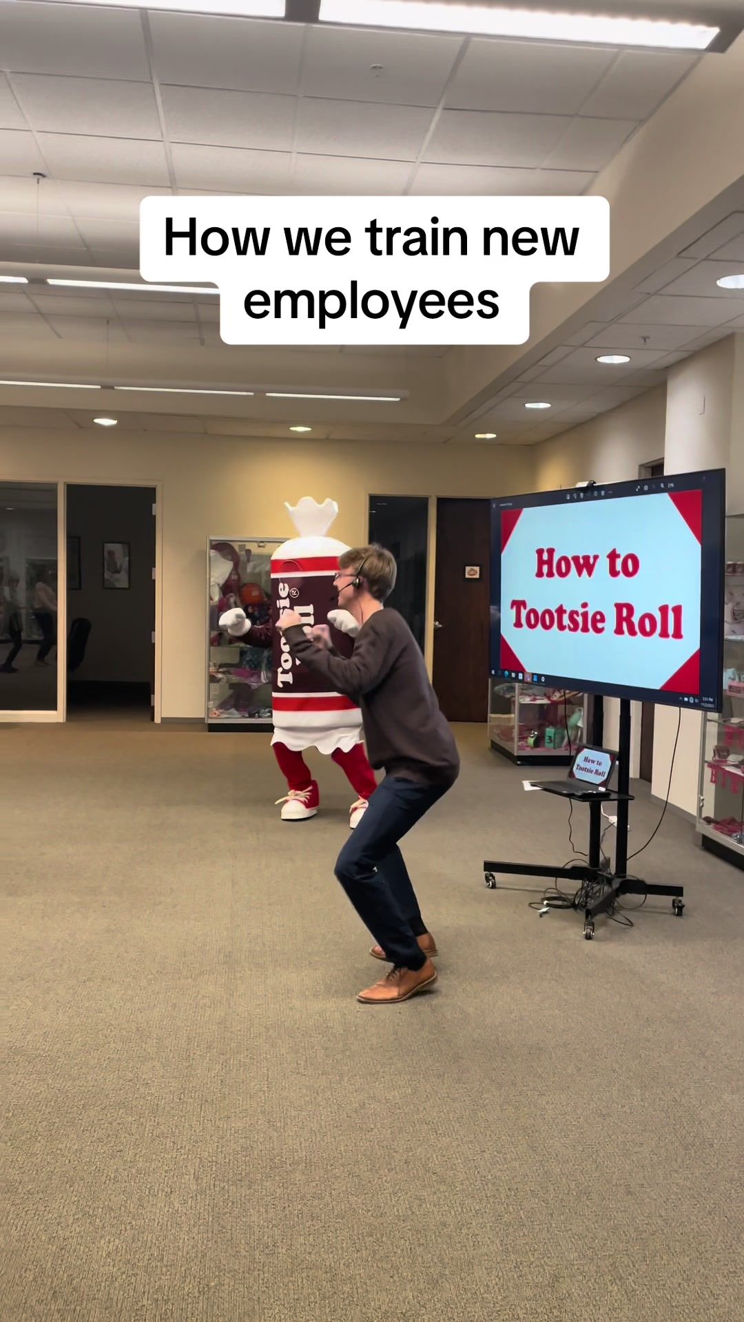 Video post by @tootsieroll on TikTok