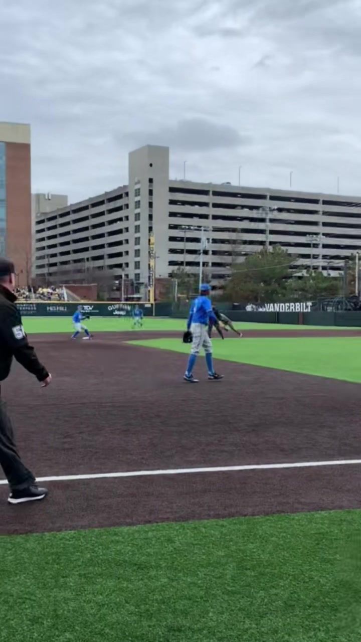 Video post by @anchordown on TikTok