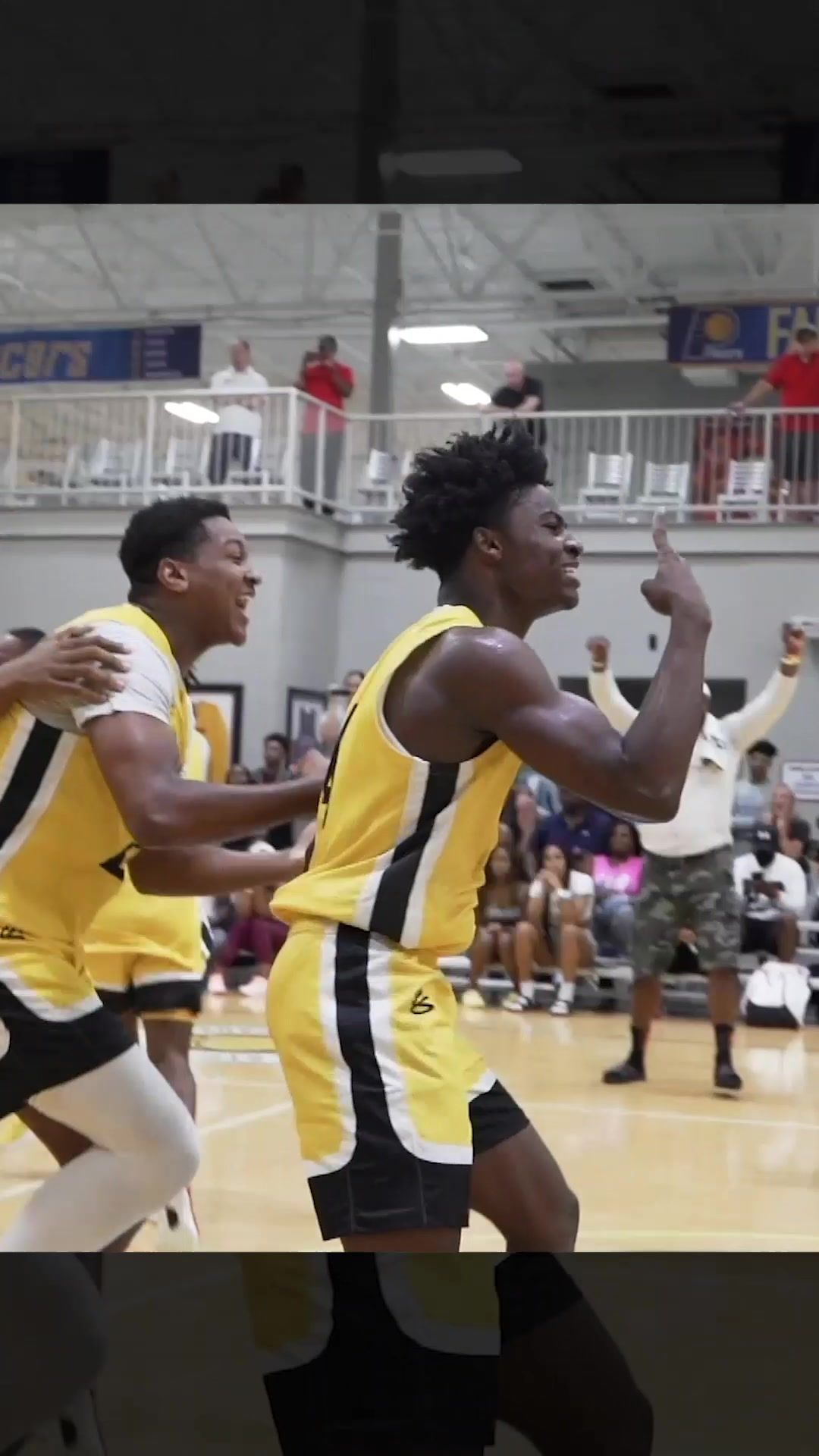 Video post by @uanext on TikTok