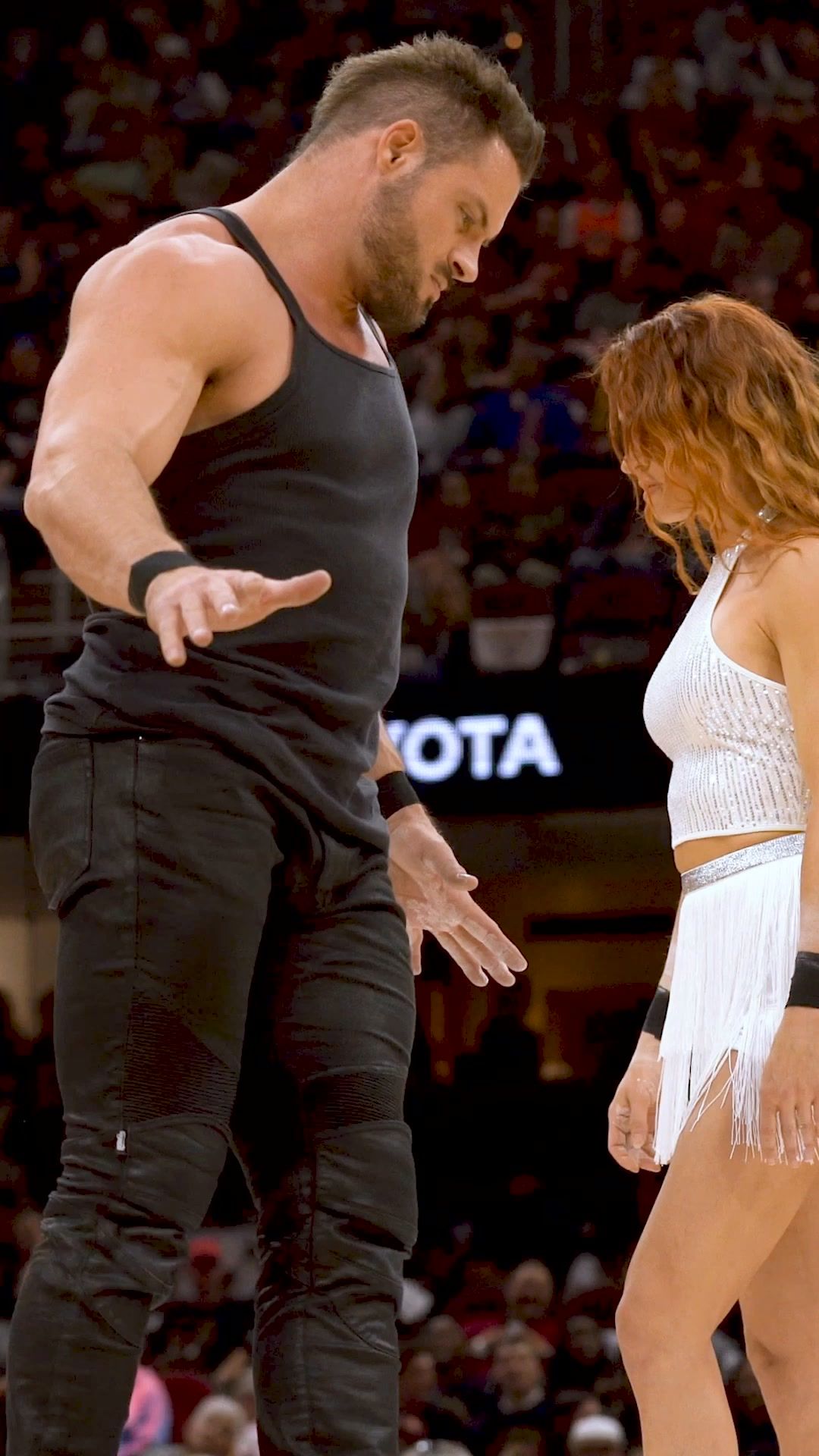 Video post by @CavsEntertainment on Facebook