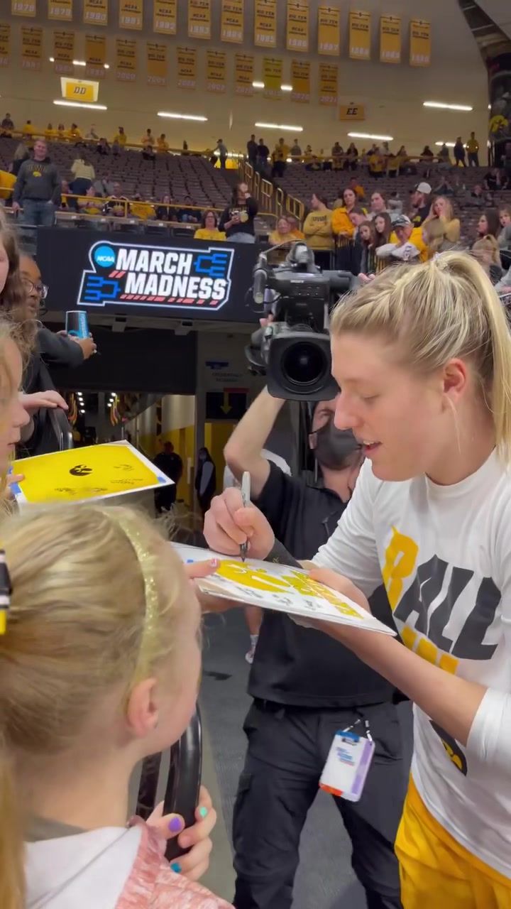 Video post by @marchmadnesswbb on TikTok