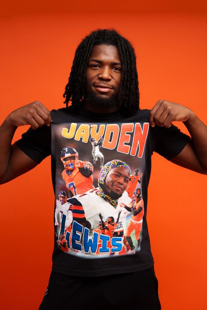 Image post by @Tapekage Prod. on Facebook