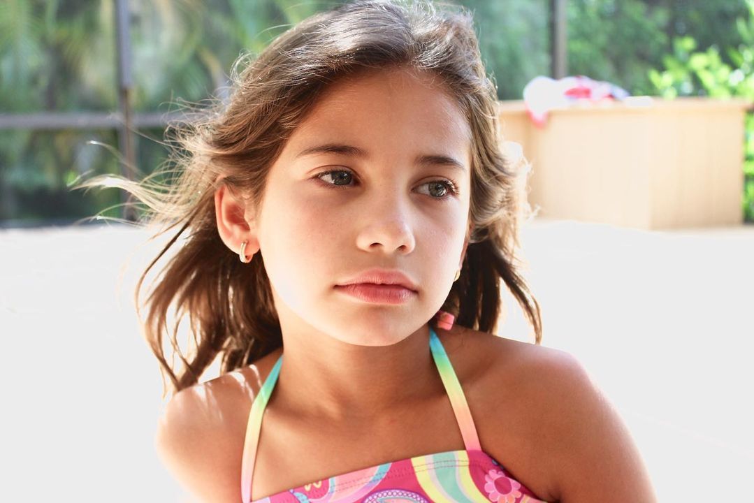 Image post by @null on Facebook