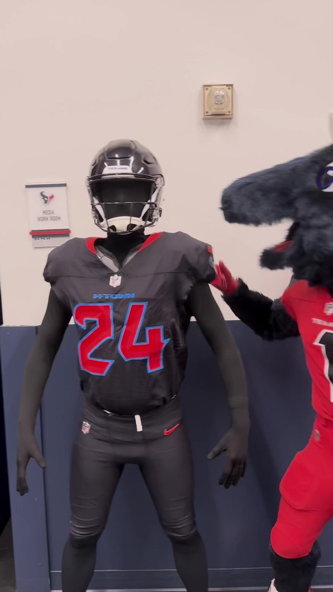 Video post by @houstontexans on TikTok