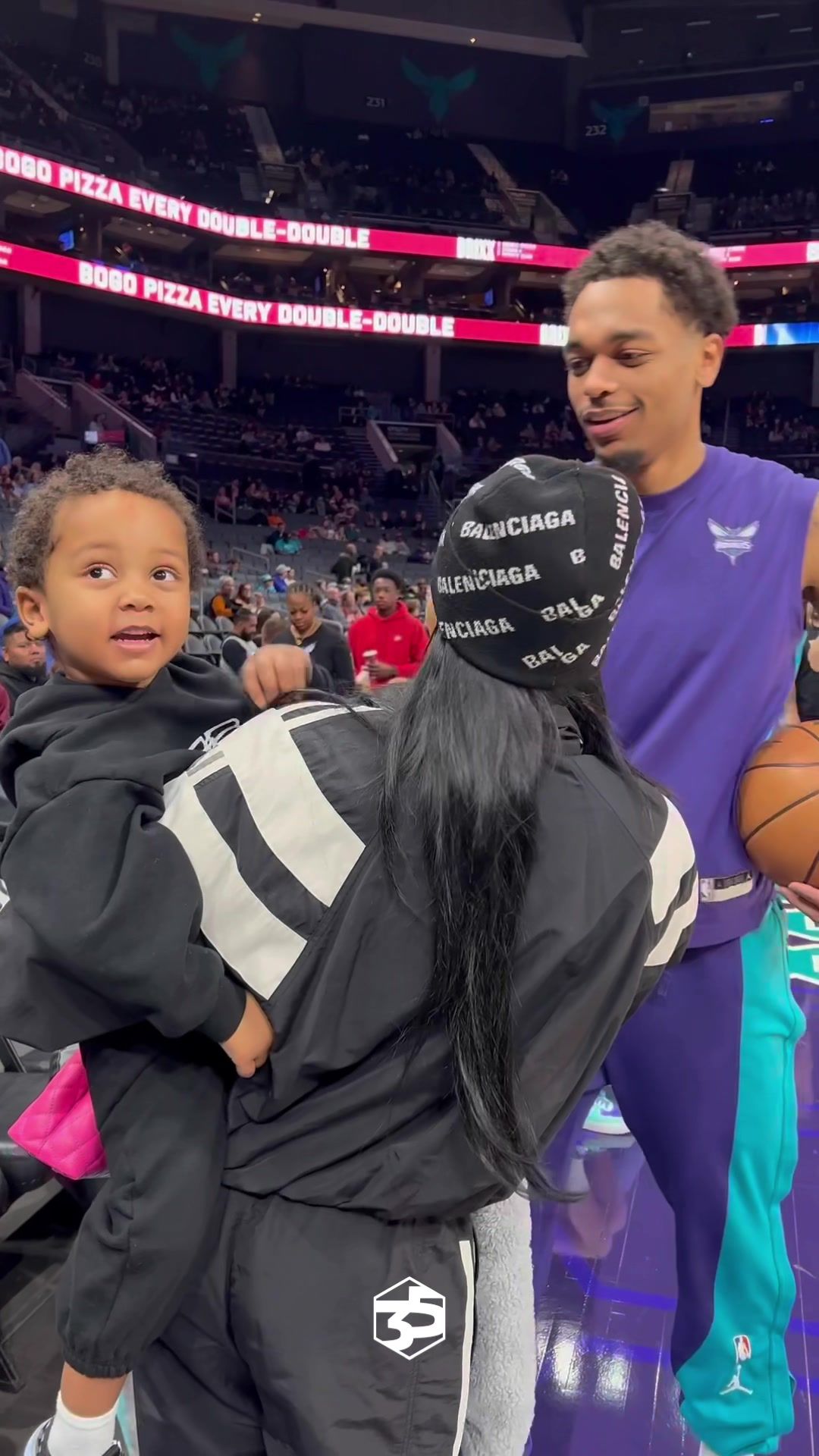 Video post by @hornets on TikTok