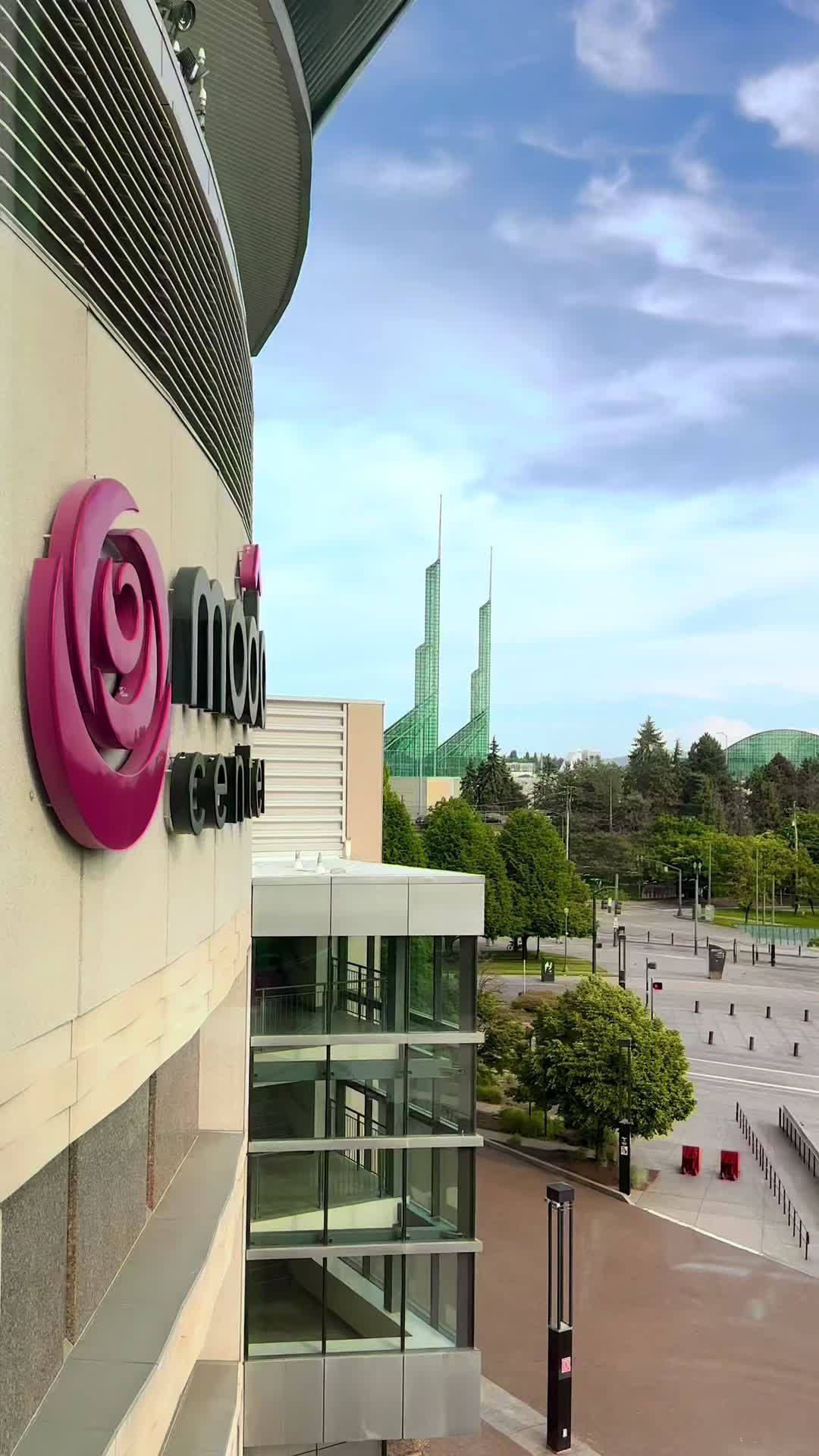 Video post by @moda_center on TikTok