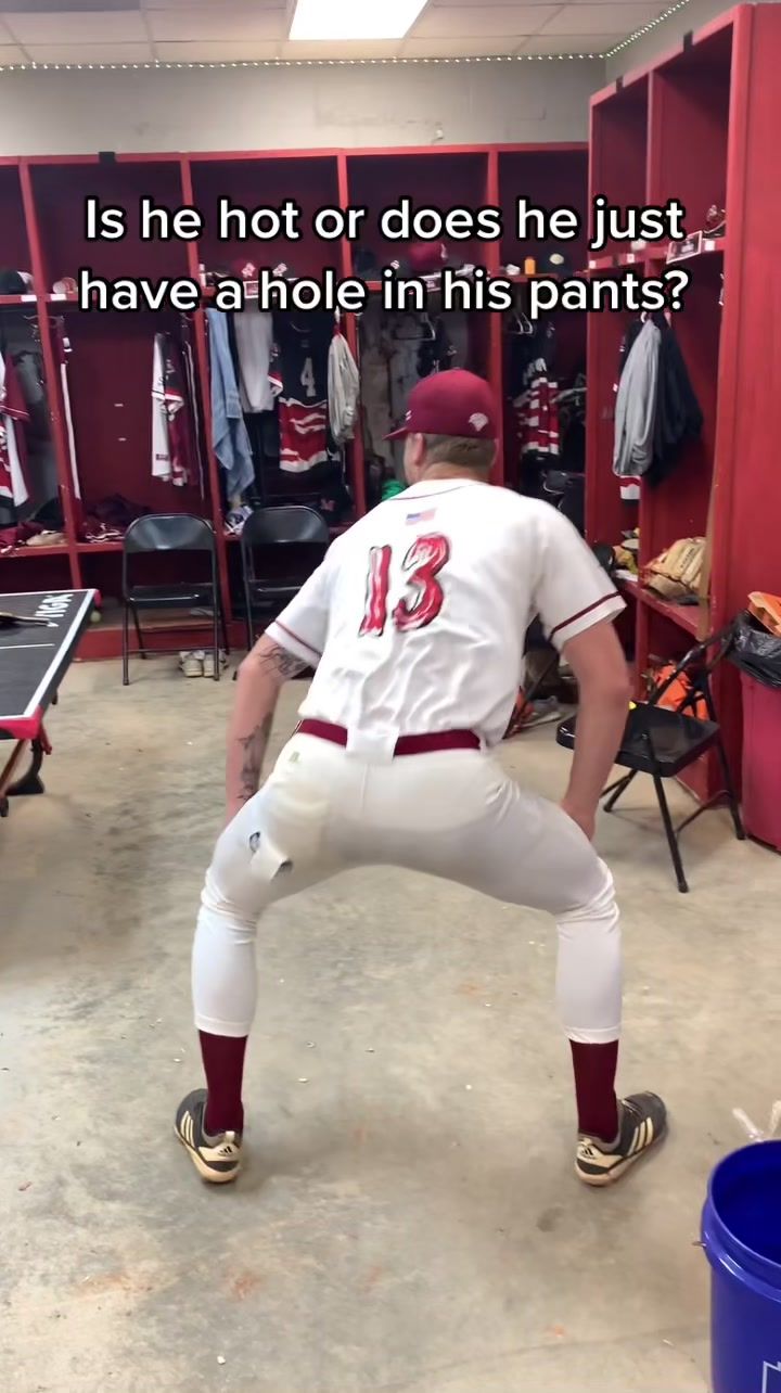 Video post by @gomaconbacon on TikTok