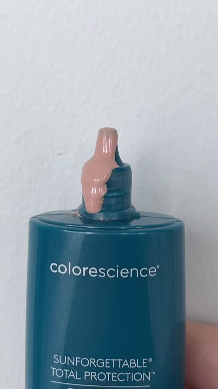 Video post by @colorescience on TikTok