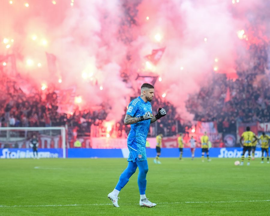 Image post by @StefanosKyriazisPhotography on Facebook