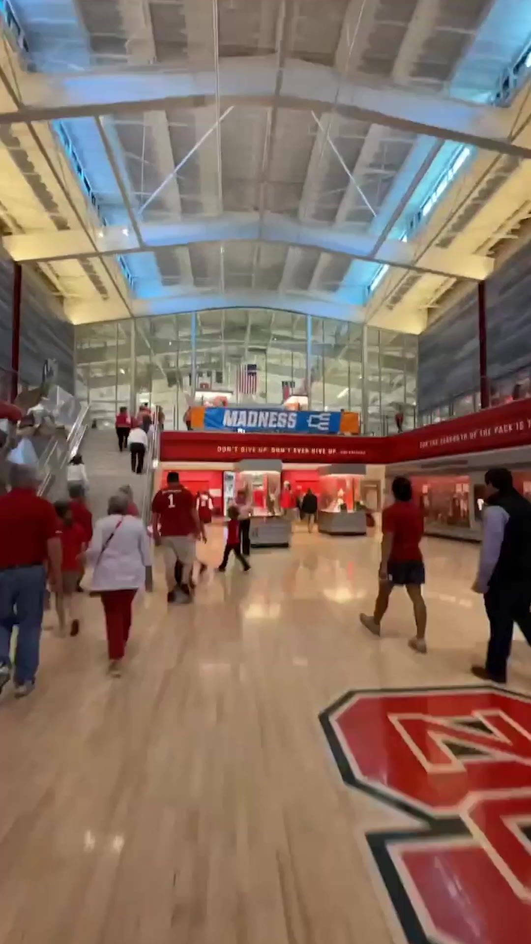 Video post by @marchmadnesswbb on TikTok