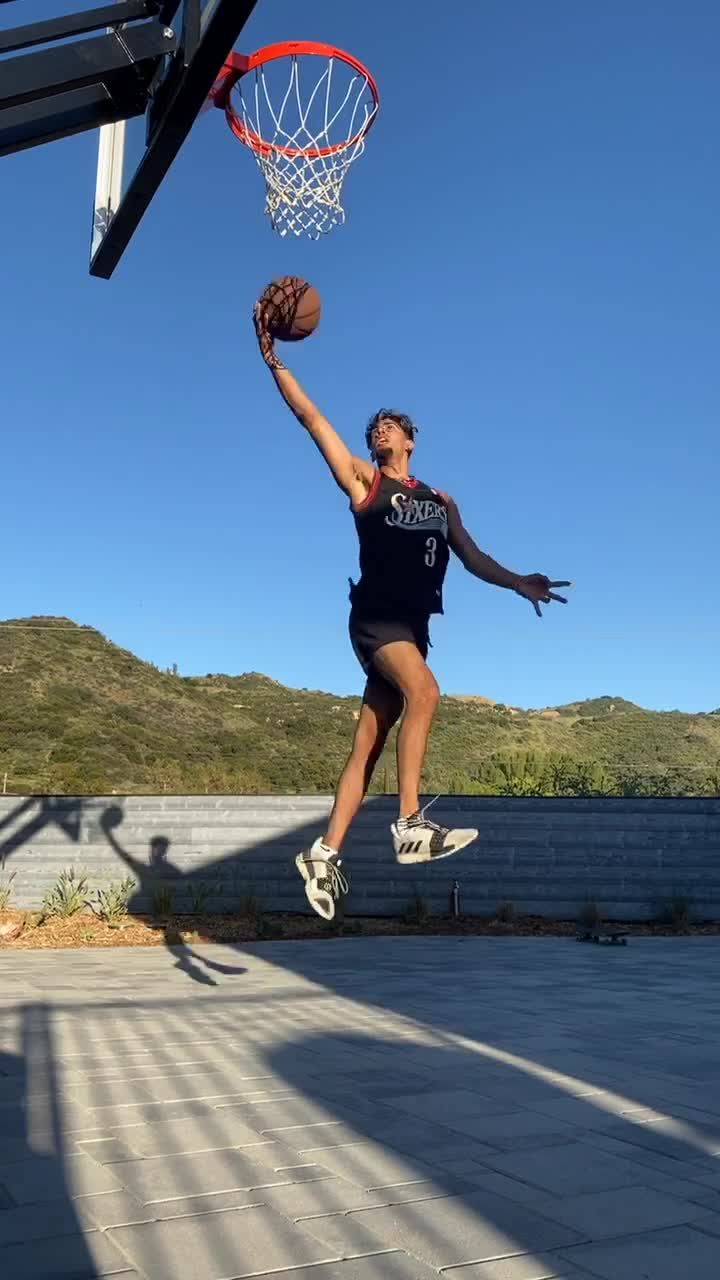Video post by @hoopswithj on TikTok