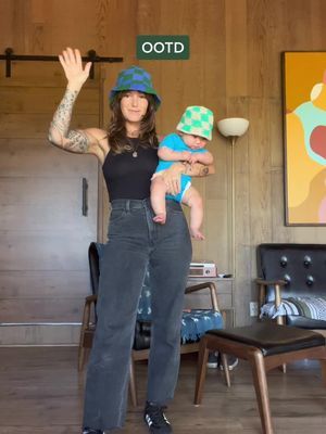 Video post by @laurenbadenhoop on TikTok