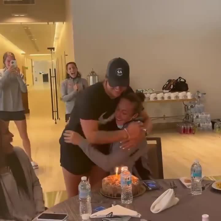 Video post by @canadasoccer on Facebook