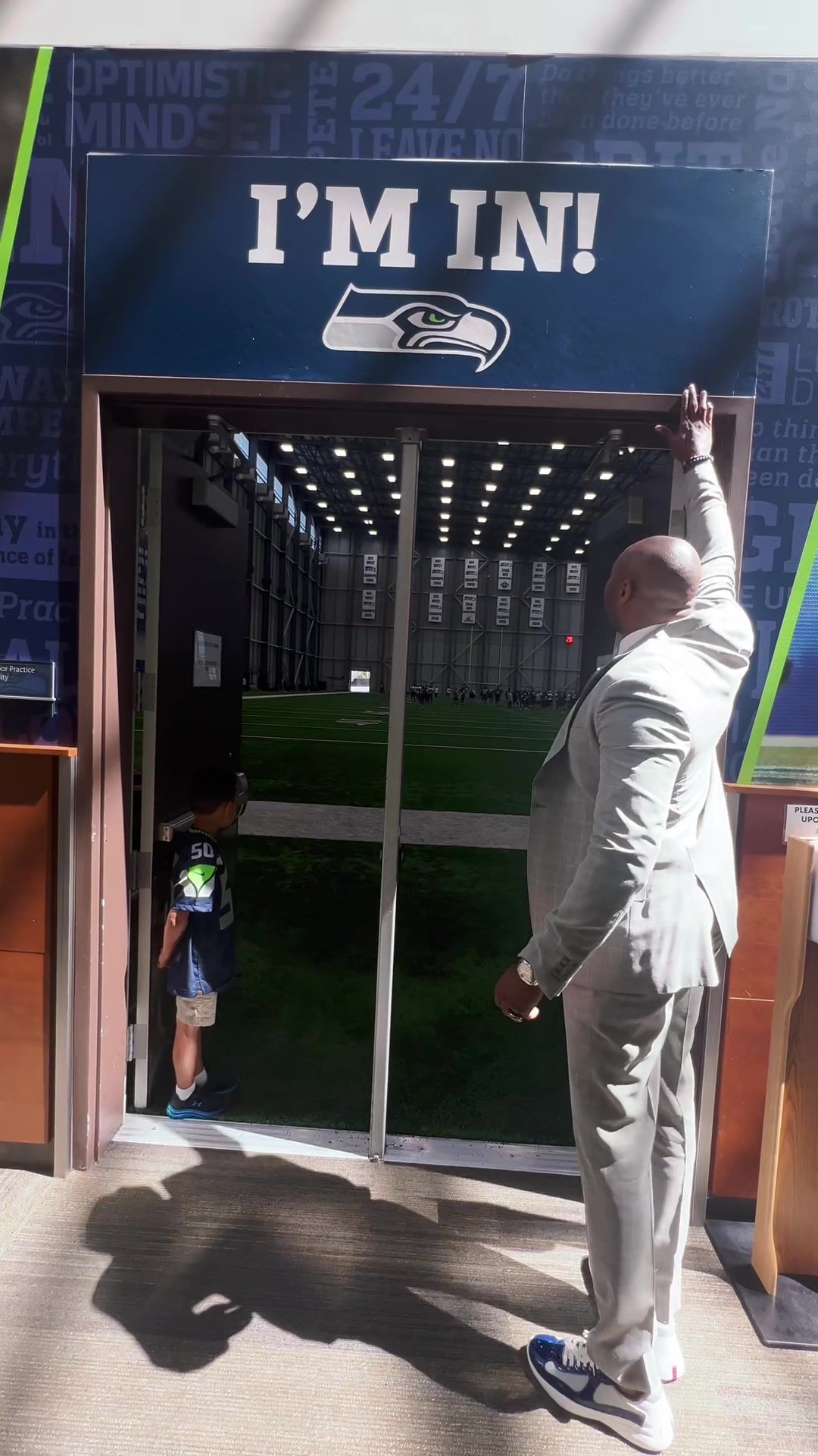 Video post by @seahawks on TikTok
