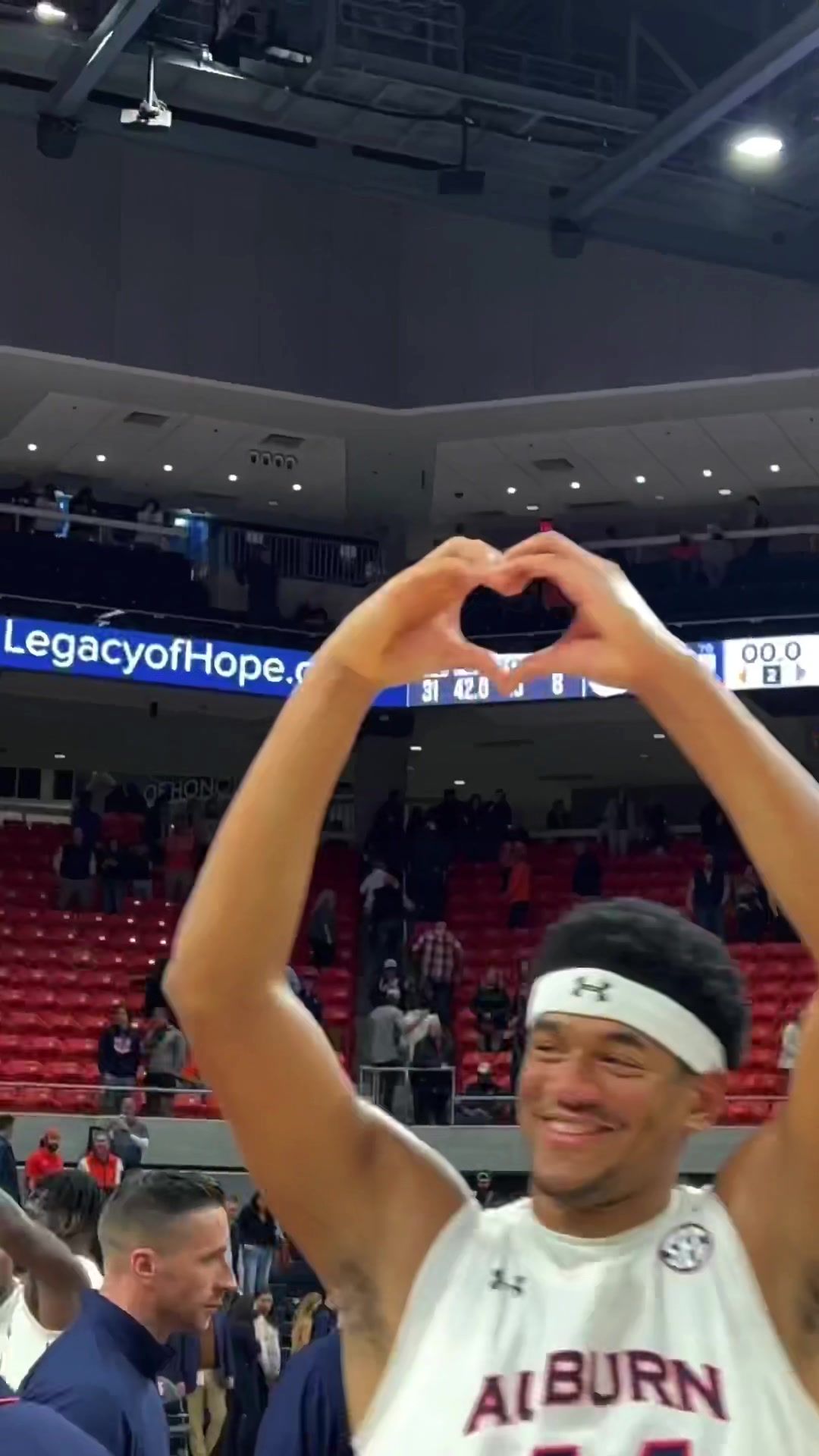 Video post by @auburnmbb on TikTok