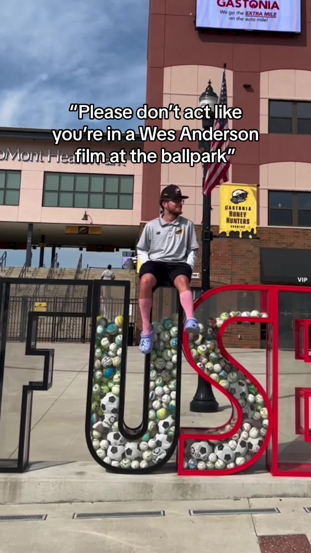 Video post by @gohoneyhunters on TikTok