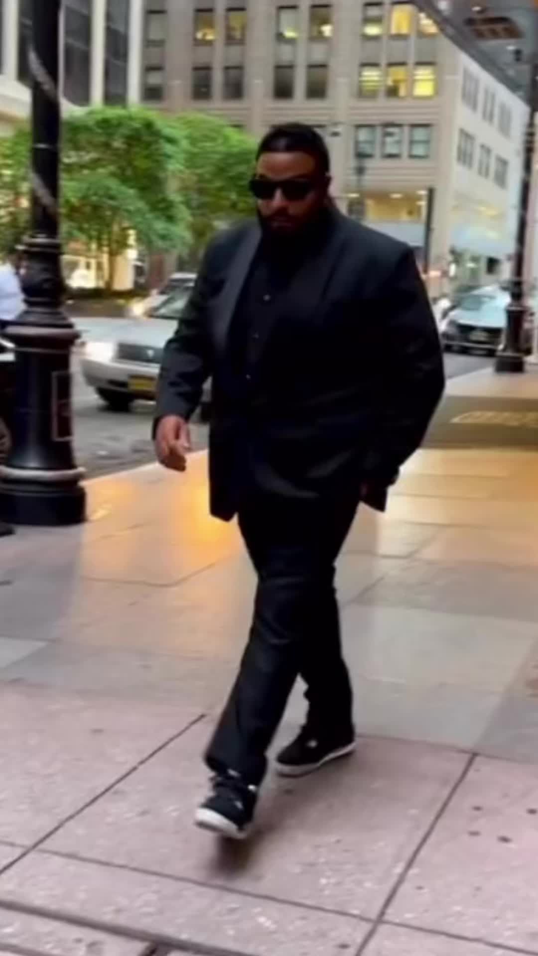 Video post by @theb52s on TikTok