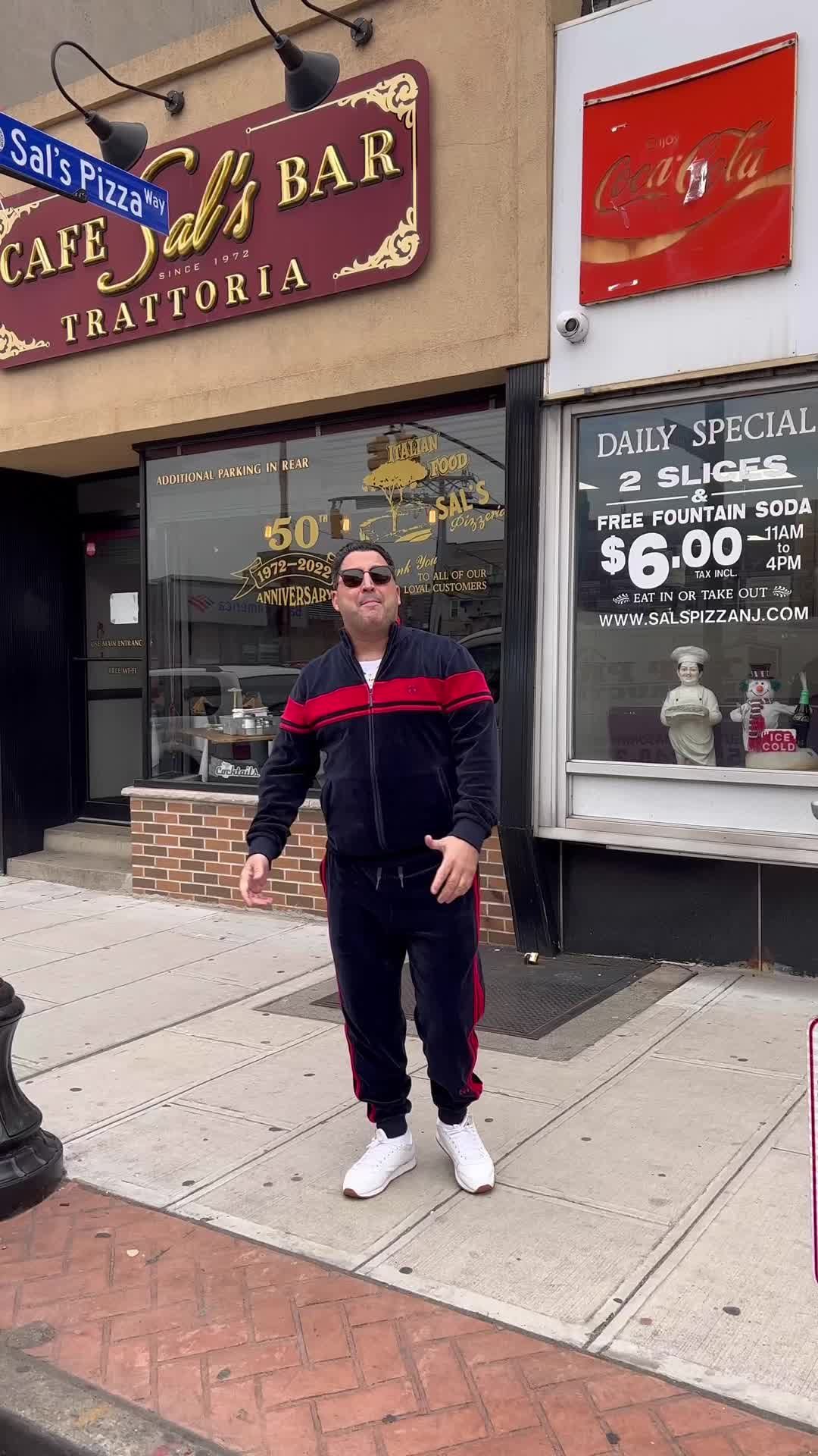 Video post by @lilmomozzarella on TikTok