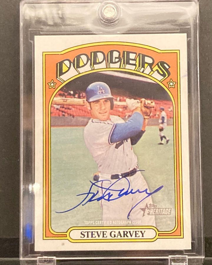 Image post by @estate48sales on Facebook