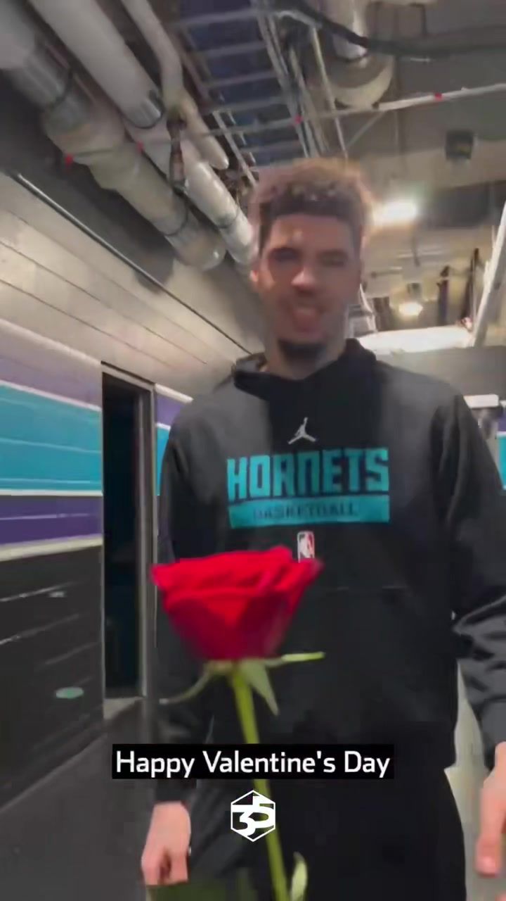 Video post by @hornets on TikTok