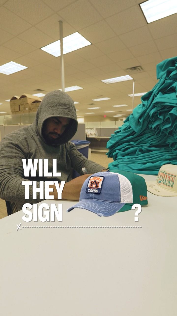 Video post by @Fanatics on Facebook