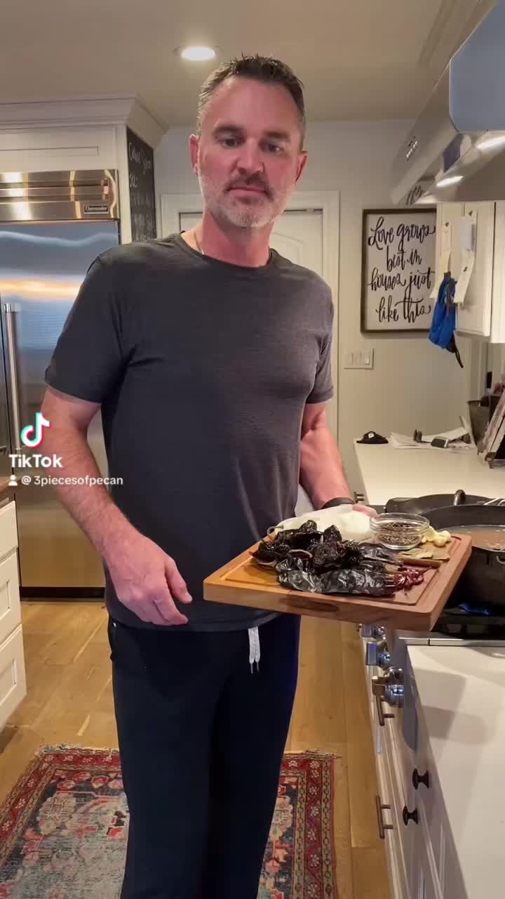 Video post by @3piecesofpecan on TikTok