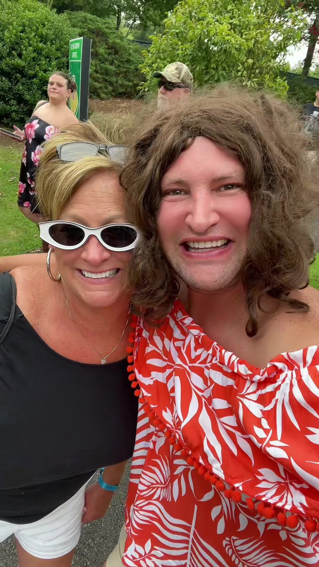 Video post by @alxjames on TikTok