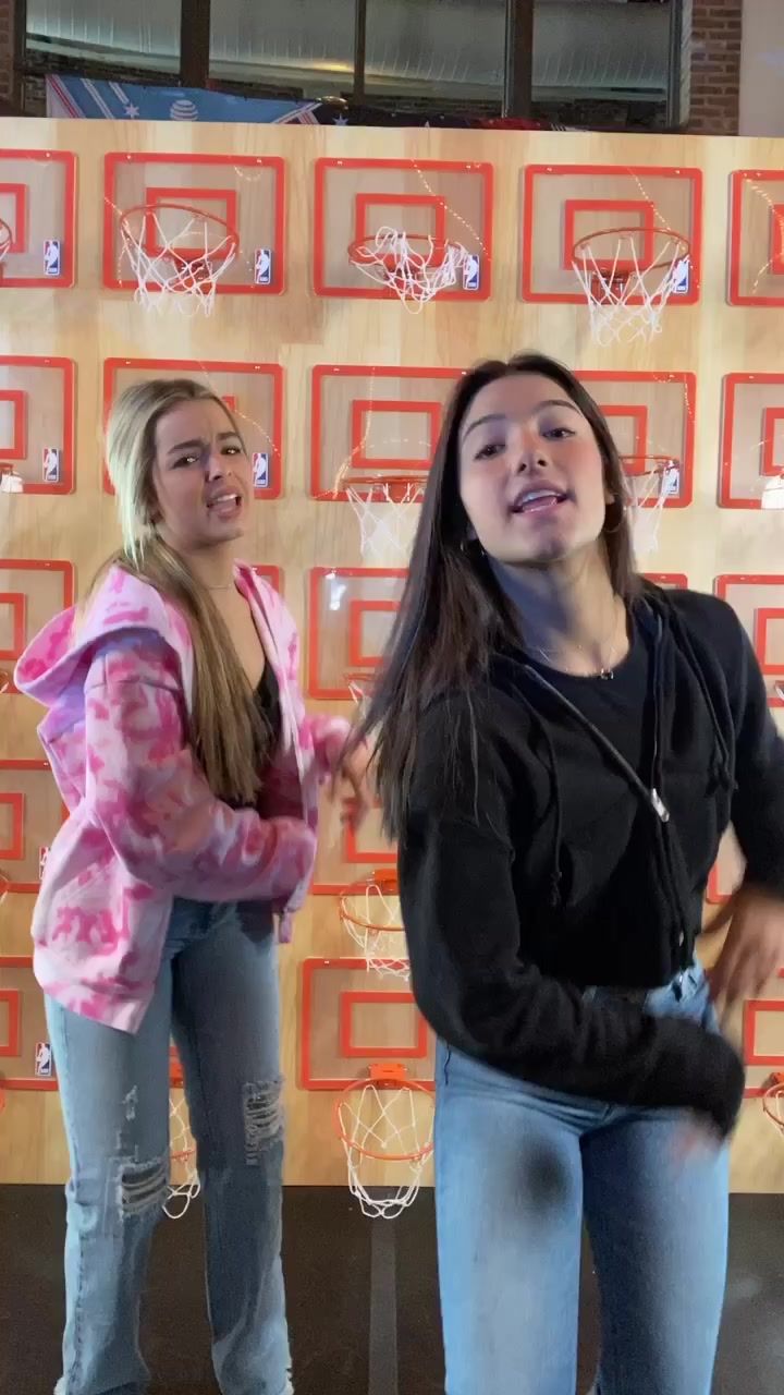 Video post by @charlidamelio on TikTok