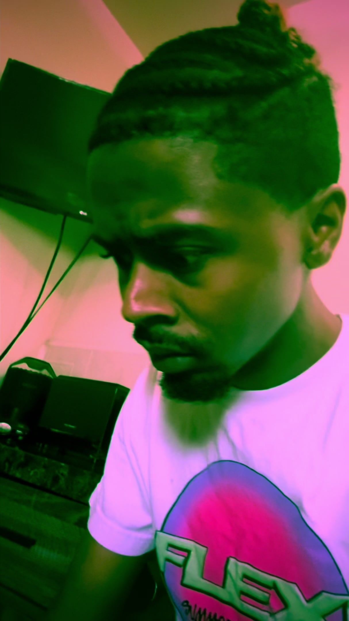 Video post by @kennyknoxtv on TikTok