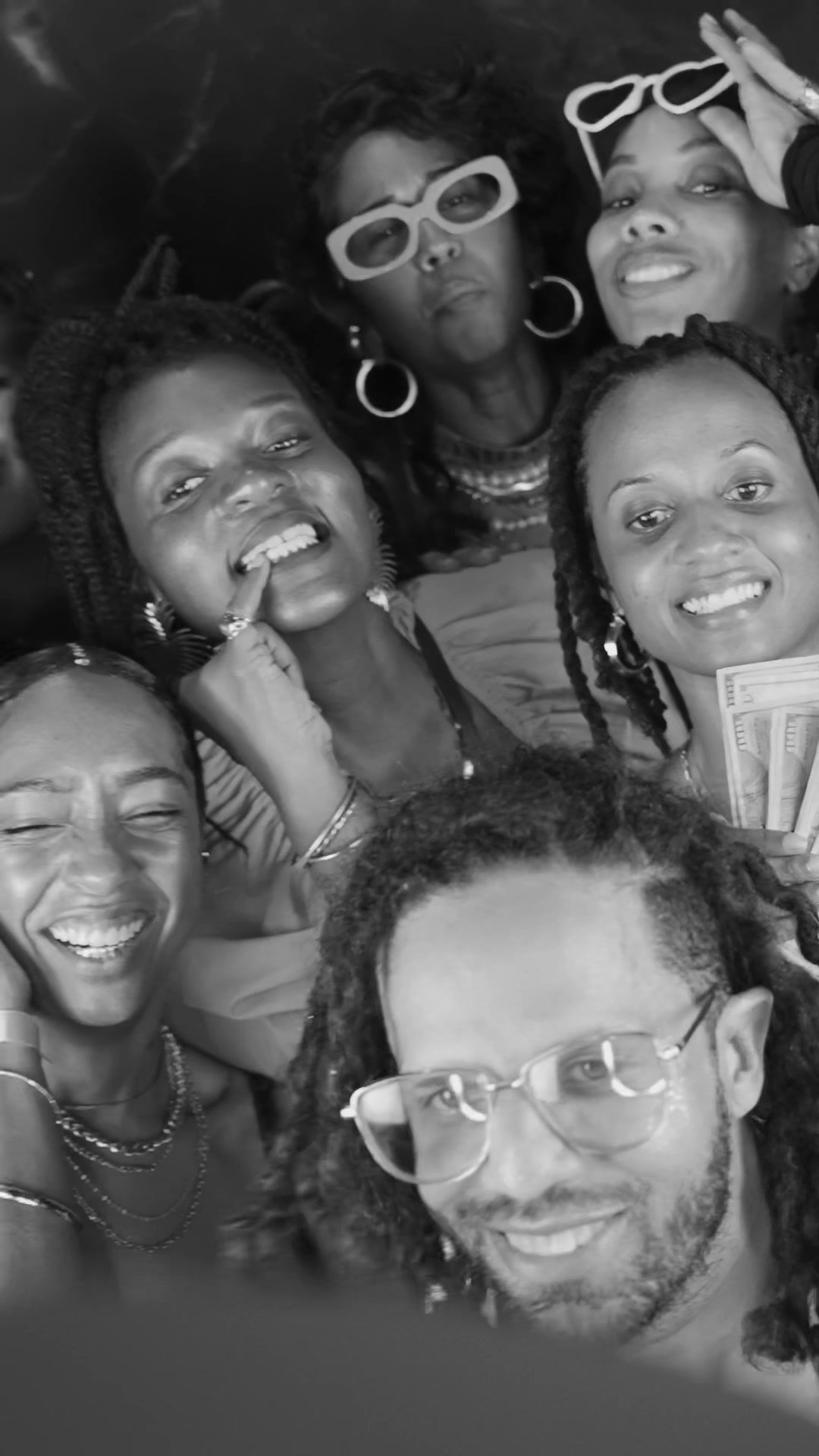 Video post by @hooraemedia on TikTok