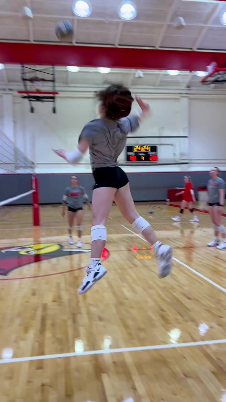 Video post by @redbirdvb on TikTok