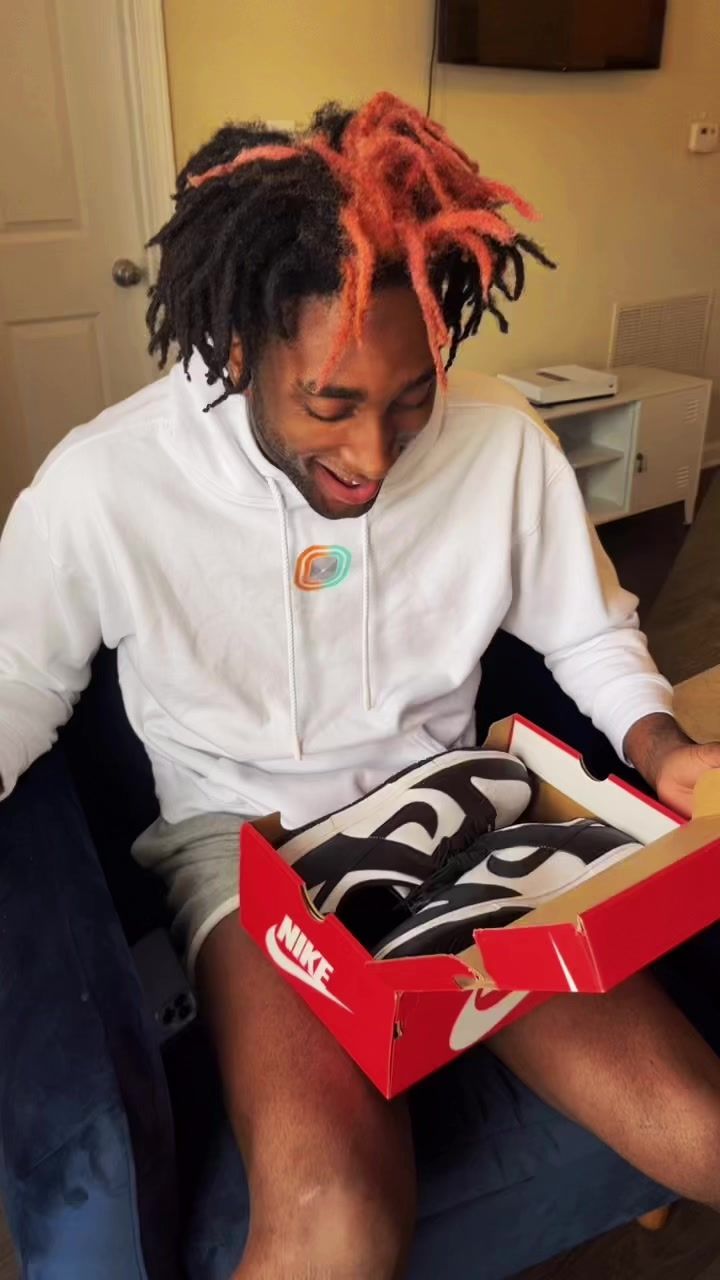 Video post by @ote on TikTok