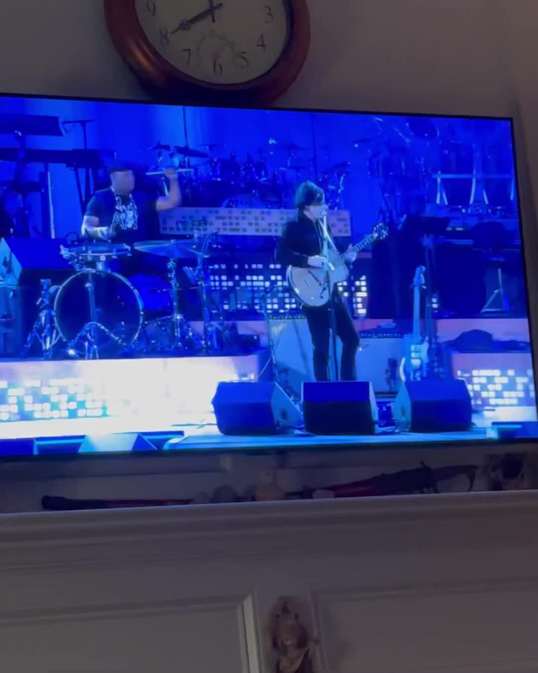 Video post by @darujones on TikTok