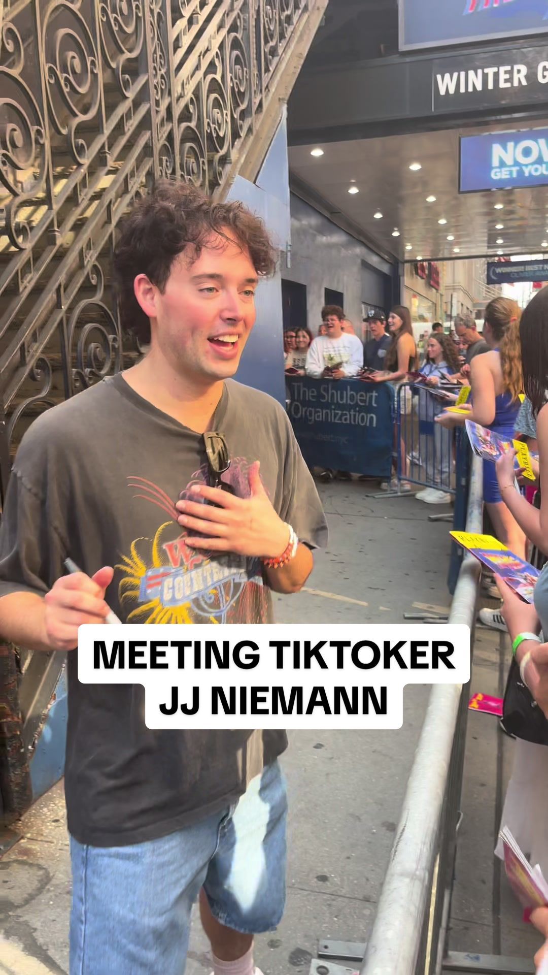 Video post by @llaurenbooher on TikTok