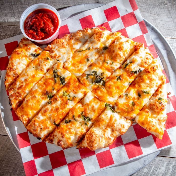 Image post by @ParrysPizzaSheridan on Facebook