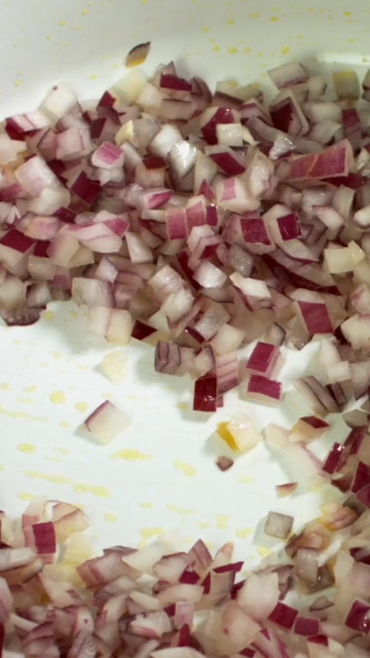 Video post by @socialsnacksvideo on TikTok