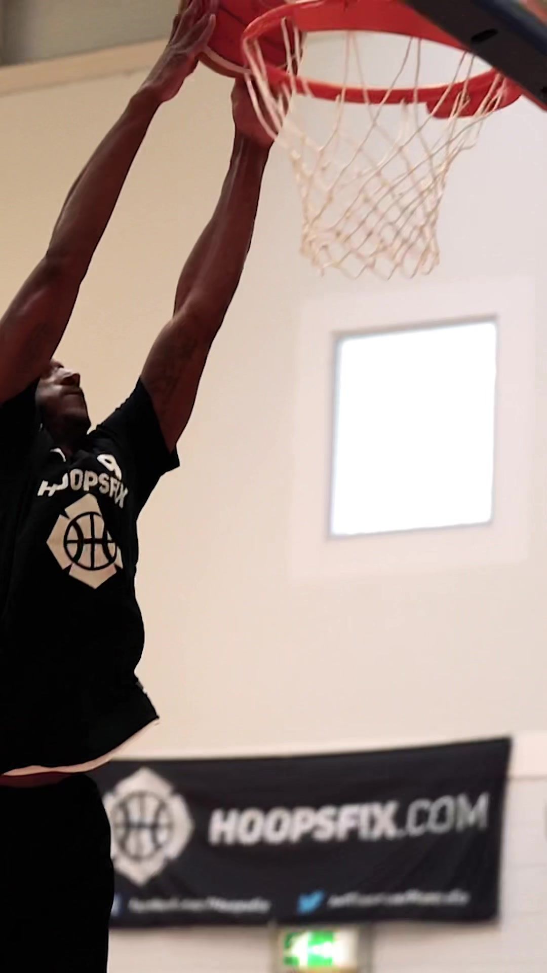 Video post by @highteahoops on TikTok