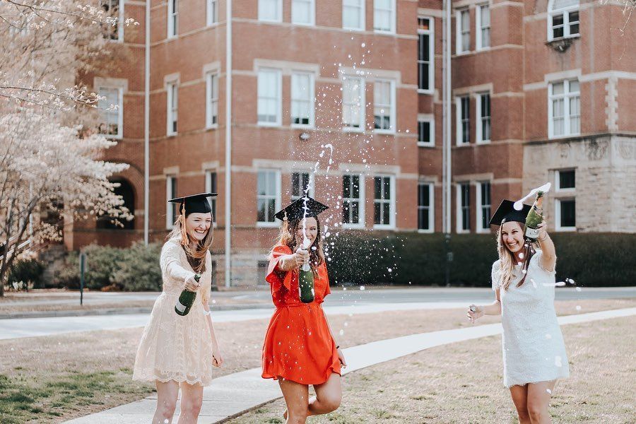 Image post by @thebronzeowlmedia on Facebook