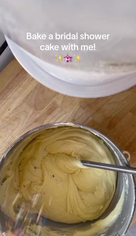 Video post by @rhubarbcakesla on TikTok