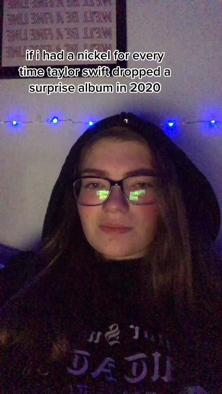 Video post by @badatliv on TikTok